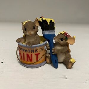 Charming Tails “We Make A Colorful Pair”